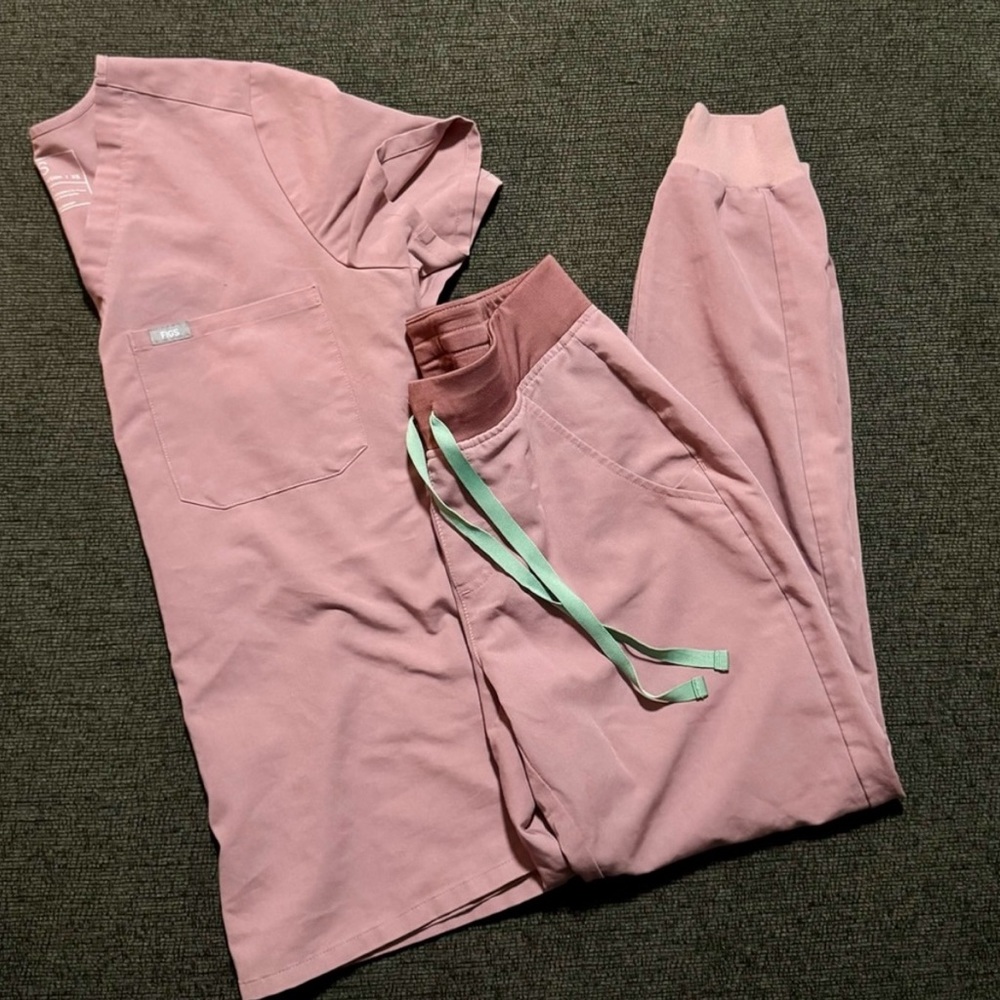 SET mauve figs